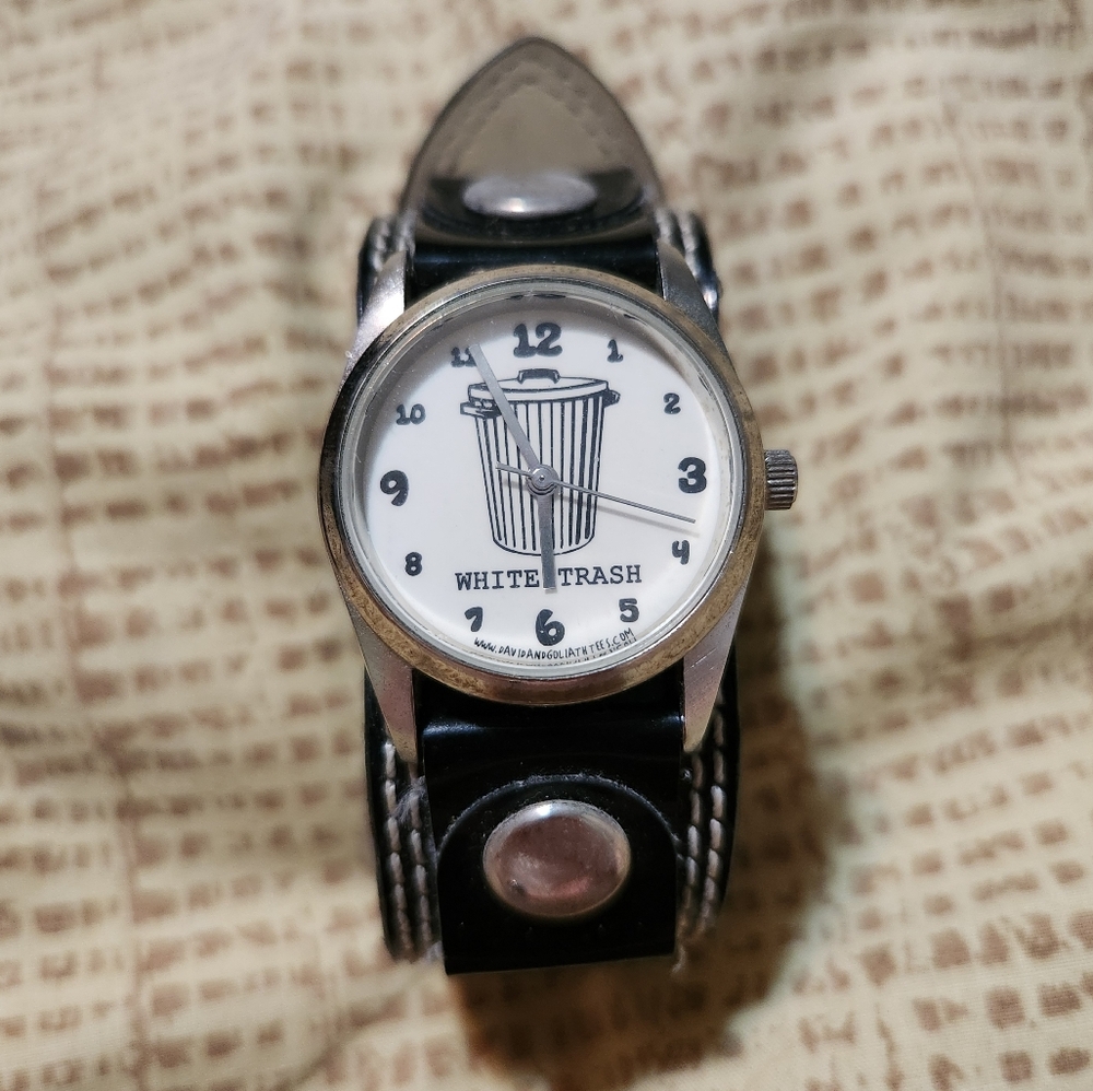 Vintage Y2K Watch
